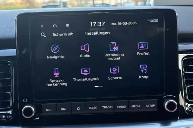 Kia Stonic (2022) thumbnail 8