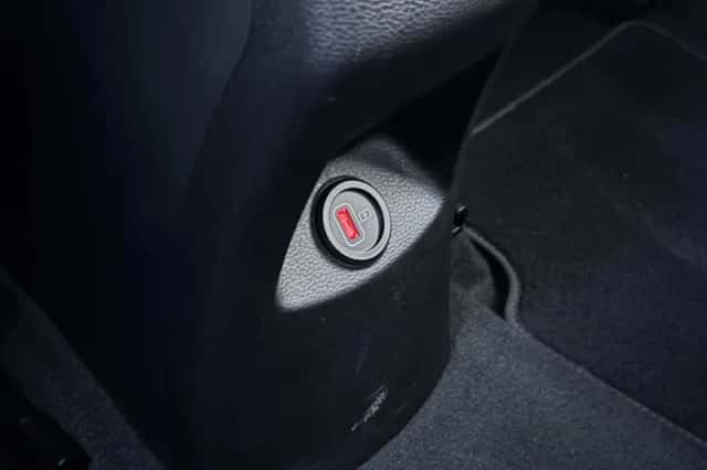 Kia Stonic (2022) thumbnail 10
