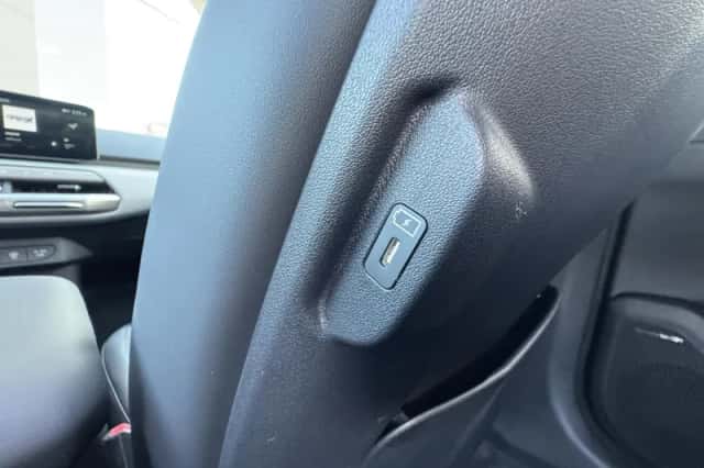 Kia EV4 (2026) thumbnail 15