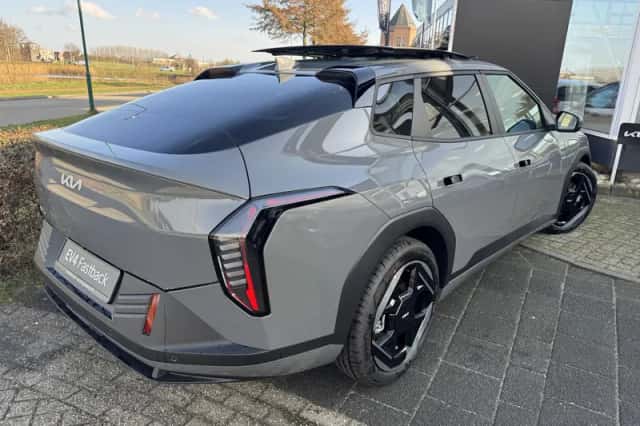 Kia EV4 (2026) thumbnail 7