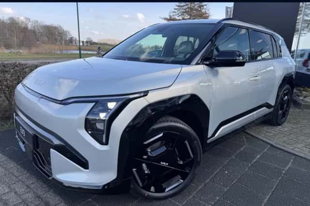 Kia EV3 (2026) thumbnail 1
