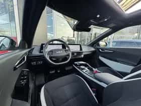 Kia EV6 (2024) thumbnail 18