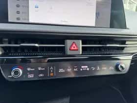 Kia EV6 (2024) thumbnail 44