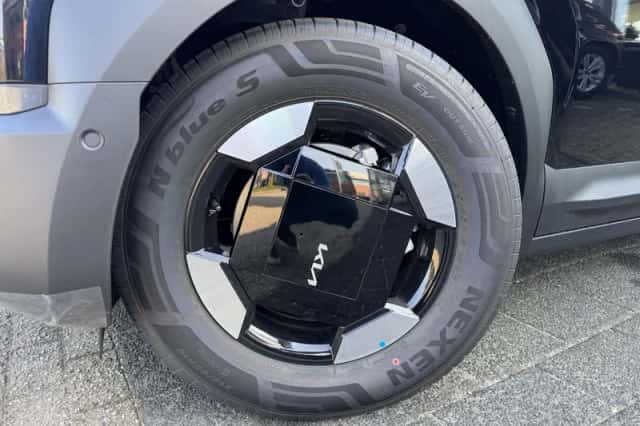 Kia PV5 (2026) thumbnail 2