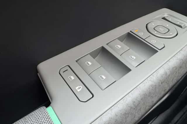 Kia EV4 (2026) thumbnail 24