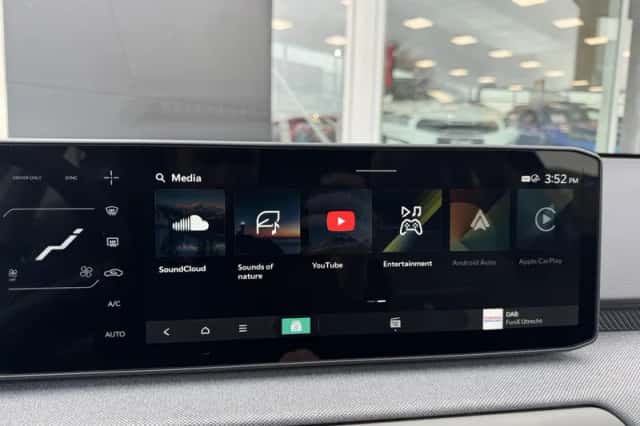 Kia EV4 (2026) thumbnail 37