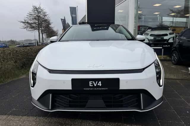 Kia EV4 (2026) thumbnail 6