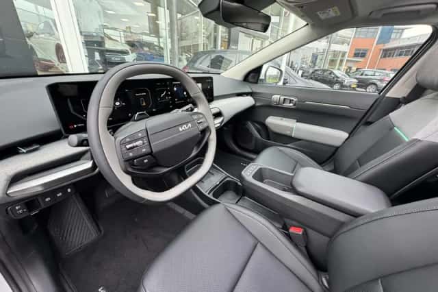 Kia EV4 (2026) thumbnail 10