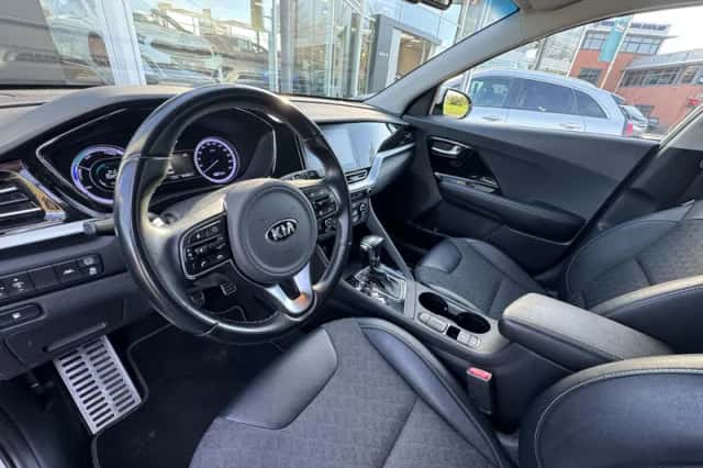 Kia Niro (2021) thumbnail 5