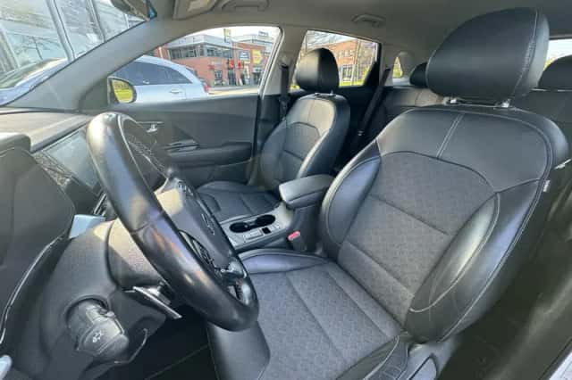 Kia Niro (2021) thumbnail 6