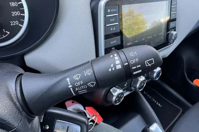 Nissan Micra (2020) thumbnail 18