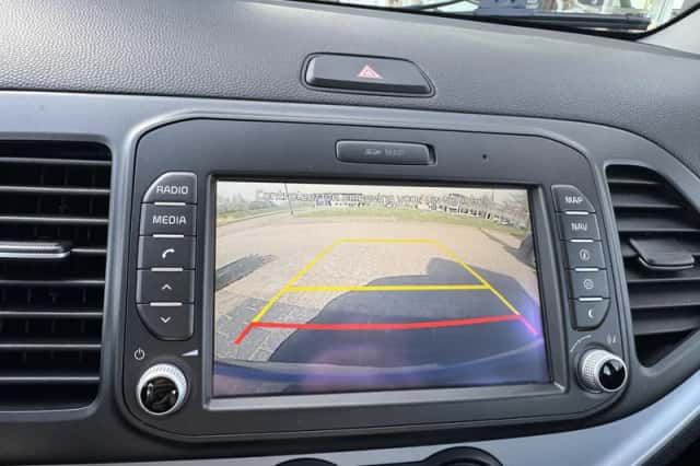 Kia Picanto (2016) thumbnail 19