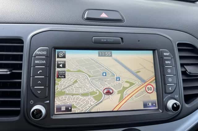 Kia Picanto (2016) thumbnail 20