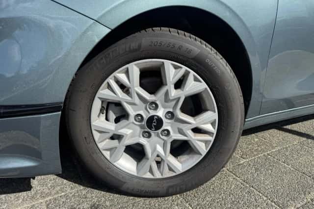 Kia Ceed Sportswagon (2025) thumbnail 2