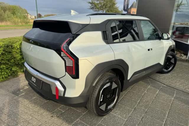 Kia EV3 (2026) thumbnail 7