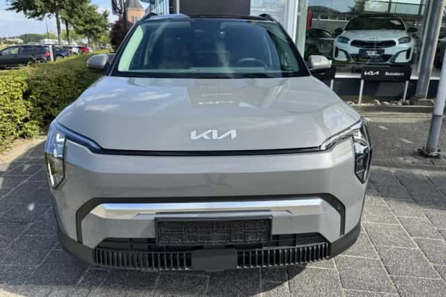 Kia EV3 (2026) thumbnail 5