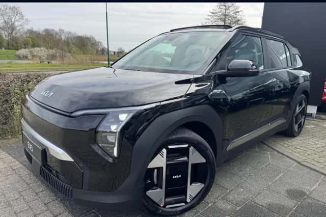 Kia EV3 (2026) thumbnail 1