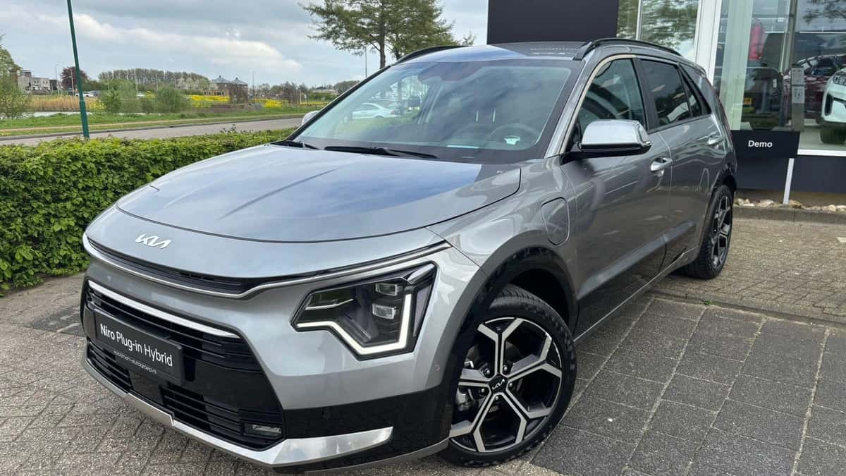 Kia Niro (2024) — foto 1