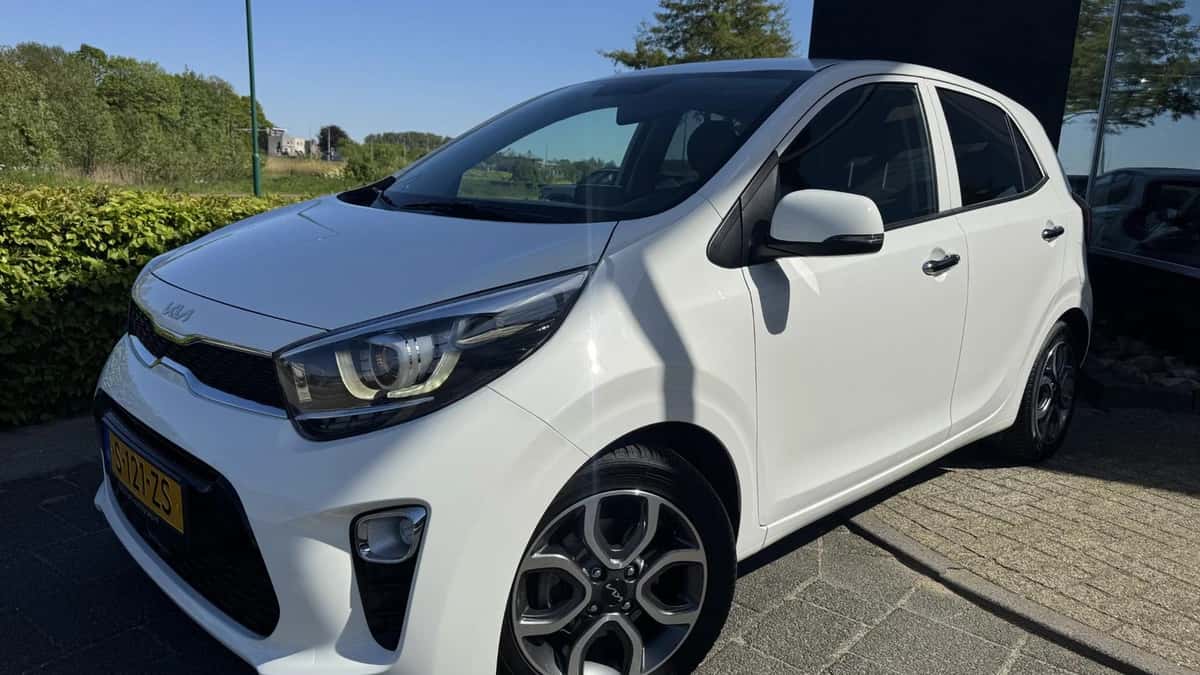 Kia Picanto (2023) — foto 1