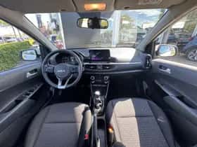 Kia Picanto (2023) thumbnail 13