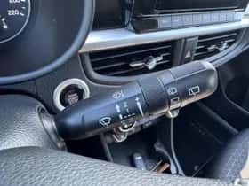 Kia Picanto (2023) thumbnail 17