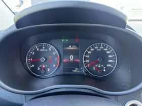 Kia Picanto (2023) thumbnail 19
