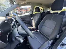 Kia Picanto (2023) thumbnail 10