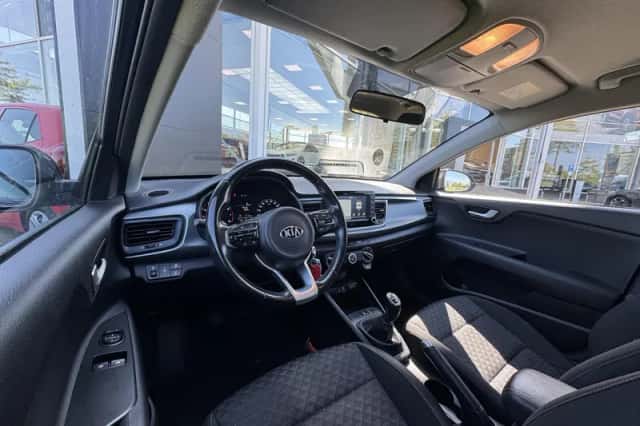 Kia Rio (2020) thumbnail 13