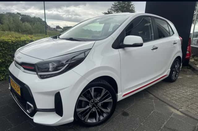 Kia Picanto (2022) thumbnail 1