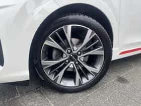 Kia Picanto (2022) thumbnail 2