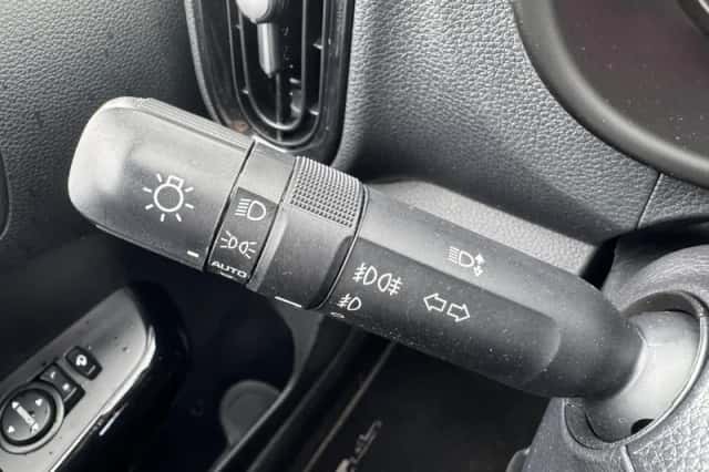 Kia Picanto (2022) thumbnail 22