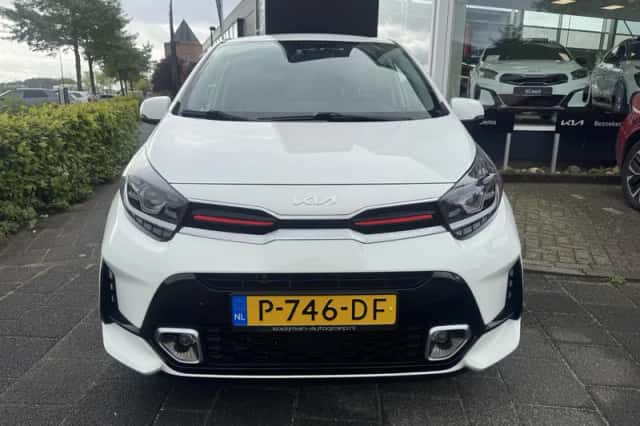 Kia Picanto (2022) thumbnail 6