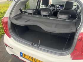 Kia Picanto (2022) thumbnail 9