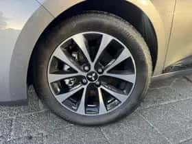 Mitsubishi Colt (2025) thumbnail 2