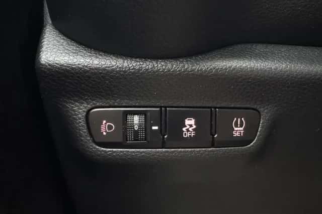 Kia Picanto (2017) thumbnail 13