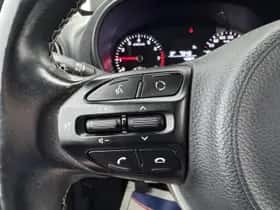 Kia Picanto (2017) thumbnail 20