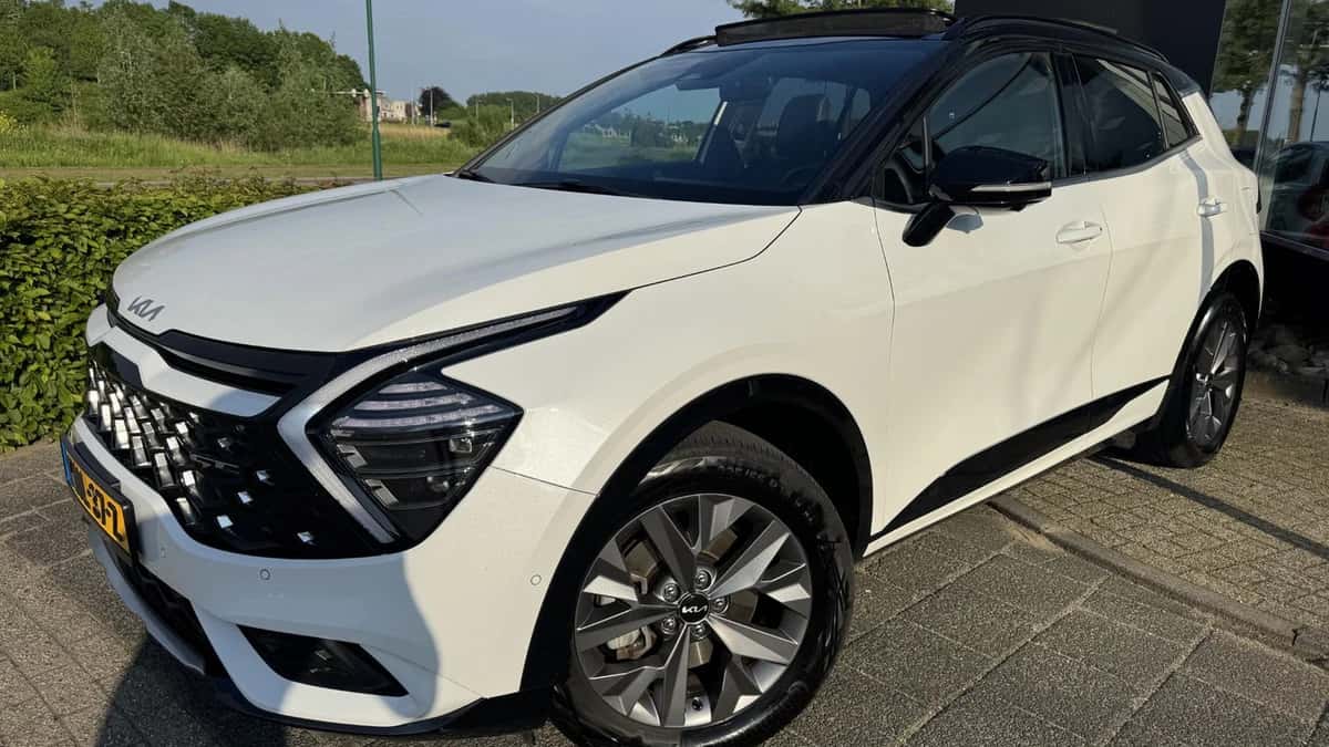 Kia Sportage (2022) — foto 1