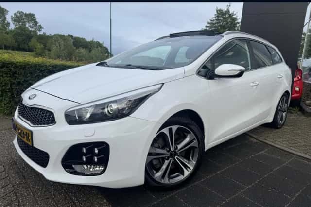 Kia Ceed (2017) thumbnail 1