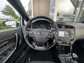 Kia Ceed (2017) thumbnail 16