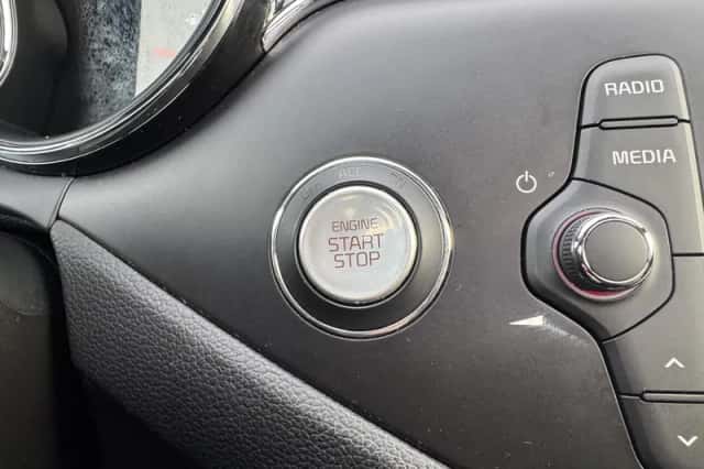Kia Ceed (2017) thumbnail 25