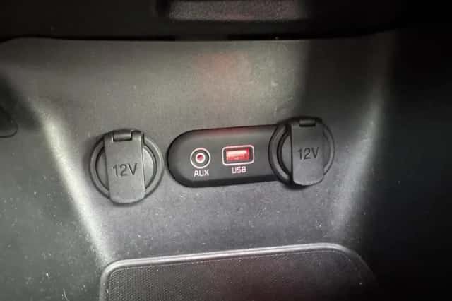 Kia Ceed (2017) thumbnail 30