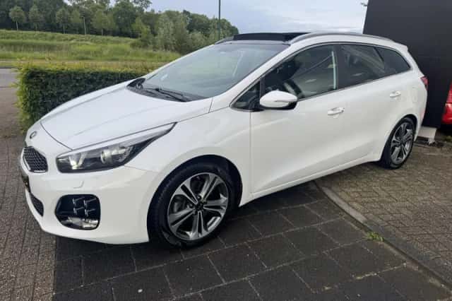 Kia Ceed (2017) thumbnail 7