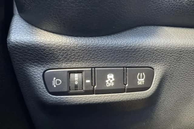 Kia Picanto (2020) thumbnail 16