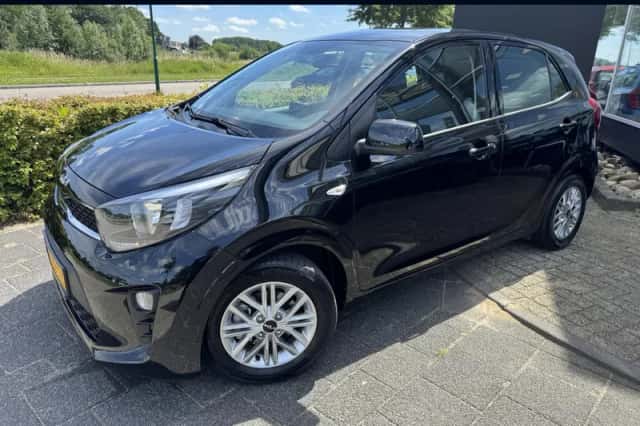 Kia Picanto (2023) thumbnail 1