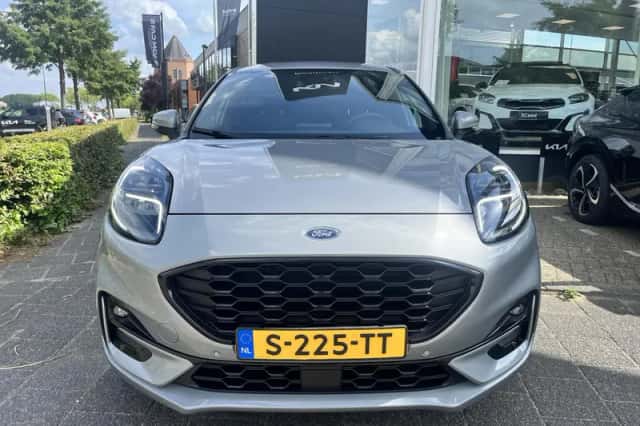 Ford Puma (2022) thumbnail 2