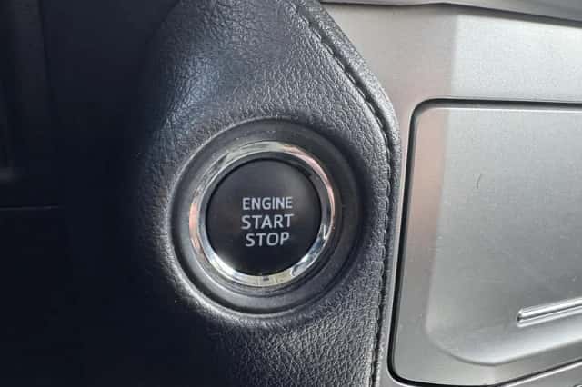 Toyota Land Cruiser (2018) thumbnail 24