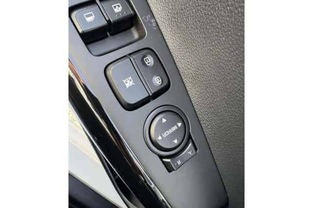 Kia Picanto (2023) thumbnail 14