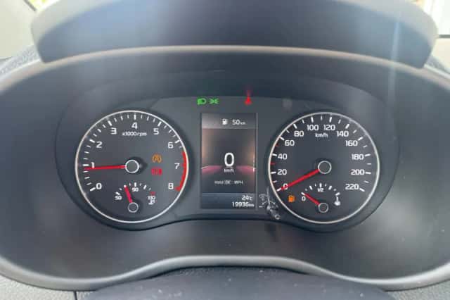 Kia Picanto (2023) thumbnail 16