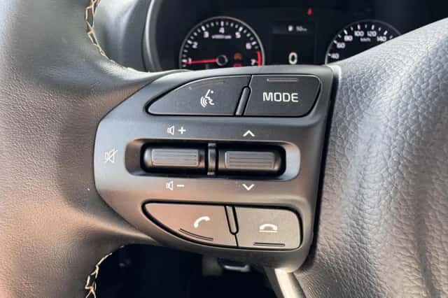 Kia Picanto (2023) thumbnail 19