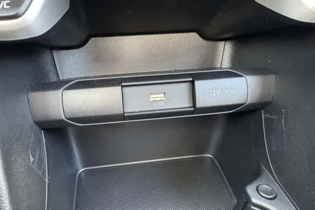 Kia Picanto (2023) thumbnail 25